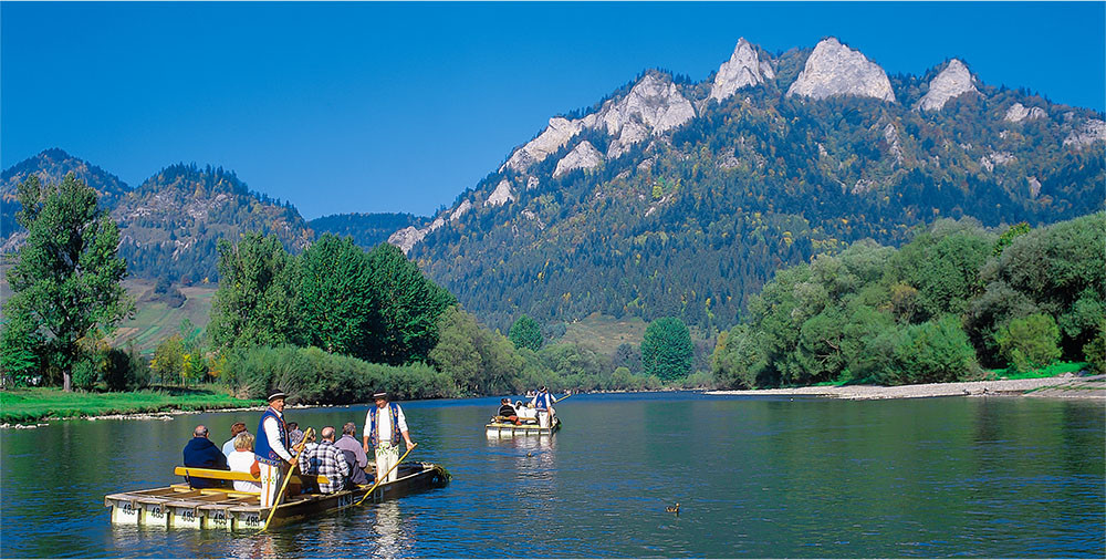 spływ dunajcem z widokiem na trzy korony